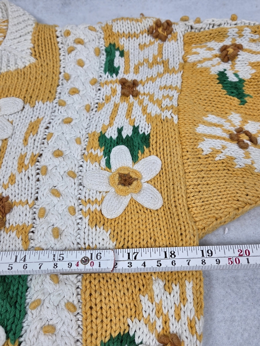 Vintage Hand Knit Floral Cardigan Yellow Daisy Embroidered 3D Cottagecore - Picture 7 of 8
